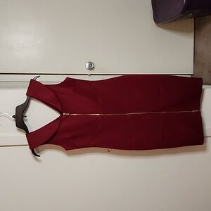 Sleeveless body con dress